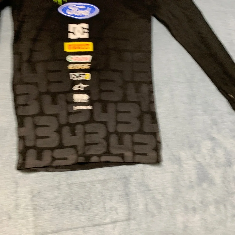 DC Shoes Monster Energy Shirt Small Black Long Sleeve Graphic Print Thermal Knit